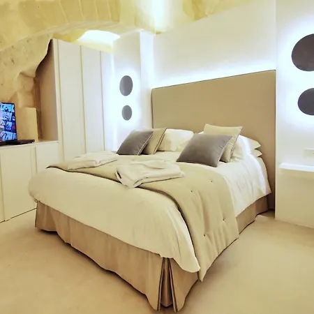 Anima Pietra Luxury